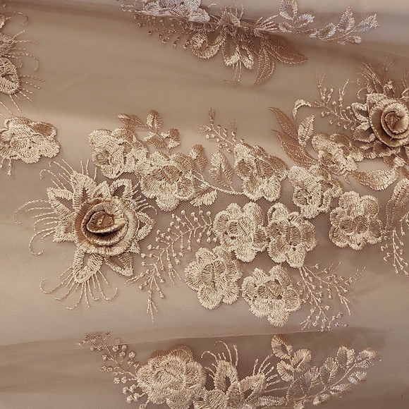 NWT Donna Ricco gold dress. Size 4 - Picture 2 of 4